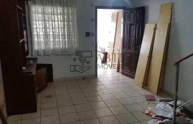Imagem 9: LINDA CASA COM EDÍCULA - 2 SUÍTES - BOA LOCALIZAÇÃO - QUINTAL GRANDE