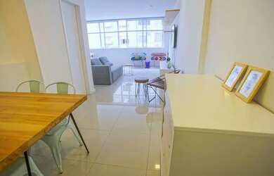 Imagem: O apartamento possui 1 Dormitório, 1 Banheiro, 61m² de Área