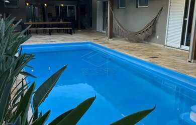 Imagem 4: Casa Padrão em Jaú. Piscina, 12m² de Área, 2 Vagas na garageme3 Dormitórios