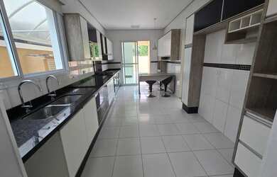 Imagem 16: Linda casa para locação no Residencial 3 em Alphaville Santana de Parnaiba...