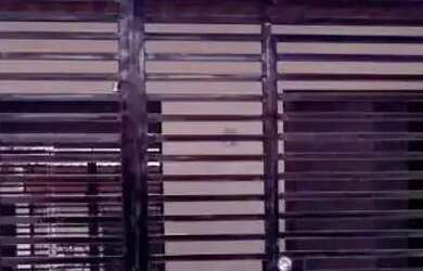 Imagem: A casa possui 3 Dormitórios, 2 Banheiros e está localizado