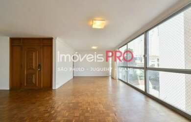 Imagem 3: O apartamento tem uma área útil de 184 m2