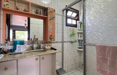 Imagem 16: TRIPLEX COM PEQUENA VISTA PRO MAR EM CONDOMÍNIO NO BREJATUBA EM GUARATUBA-PR