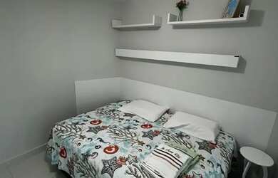 Imagem 3: Laise mostra In Mari cobertura mobiliada