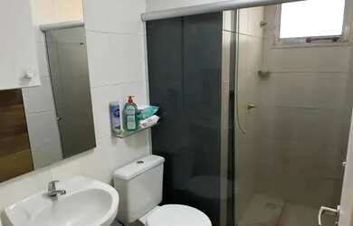 Imagem: A casa em condomínio possui 2 Dormitórios, 2 Banheiros, 2