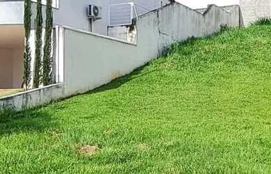 Imagem: O terreno possui 364m² de Área e está localizado em Alphaville