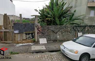 Imagem: O terreno possui 400m² de Área e está localizado em Vila