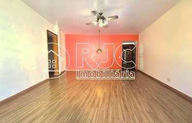 Imagem: O apartamento possui 3 Dormitórios, 4 Banheiros, 2 Vagas na