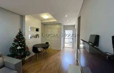 Imagem 2: Sobrado à venda em Curitiba, Novo Mundo, com 3 quartos, 94m²