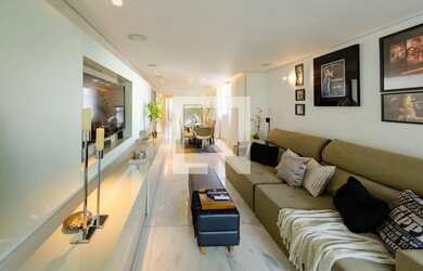 Imagem: O apartamento possui 3 Dormitórios, 4 Banheiros, 3 Vagas na