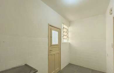 Imagem 12: Apartamento de 02 dormitorios com sacada para locação