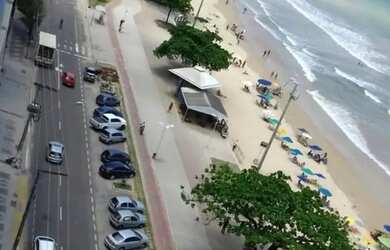 Imagem 6: Apartamento 4 quartos, à venda, sendo 2 suítes, frente mar meio da Praia...