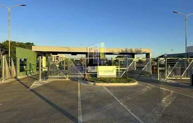 Imagem 16: Casa com 4 suítes, piscina com hidromassagem e garagem para 4 carros à venda, no Alphavill