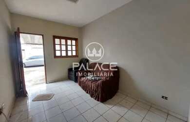 Imagem: A casa em condomínio possui 1 Dormitório, 1 Banheiro, 1 Vaga