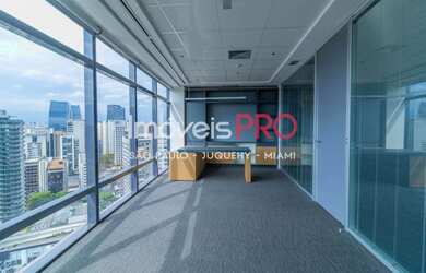 Imagem 3: Laje corporativa com mezanino para locação na Berrini - Heliponto