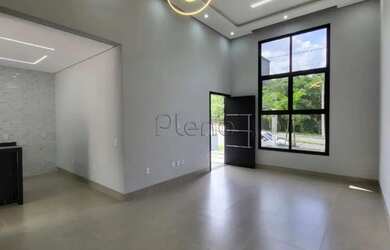 Imagem: A casa em condomínio possui 3 Dormitórios, 1 Banheiro, 2 Vagas