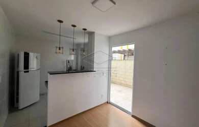 Imagem: O apartamento possui 2 Dormitórios, 1 Banheiro, 2 Vagas na