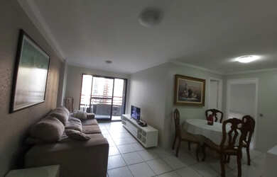 Imagem: O apartamento possui 2 Dormitórios, 2 Banheiros, 1 Vaga na