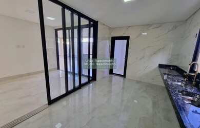 Imagem 4: Portal do Sol Green. 240m² de Área, 4 Vagas na garageme4 Dormitórios