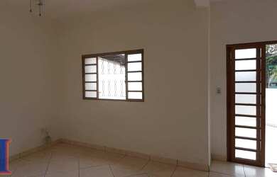 Imagem 2: Sobrado com 3 dormitórios - venda por R$ 590.000 ou aluguel por R$ 2.350/mês - Vila Bela V