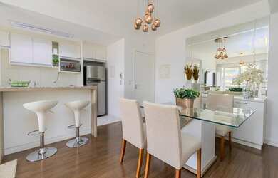 Imagem: O apartamento possui 2 Dormitórios, 2 Banheiros, 1 Vaga na