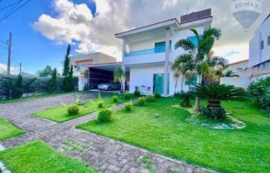 Imagem: A casa em condomínio possui 4 Dormitórios, 3 Banheiros, 4