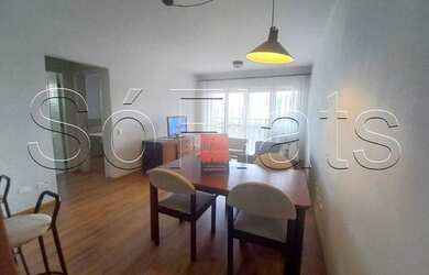 Imagem: O studio possui 2 Dormitórios, 1 Banheiro, 1 Vaga na garagem