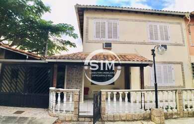 Imagem: A casa possui 2 Dormitórios, 2 Banheiros, 1 Vaga na garagem