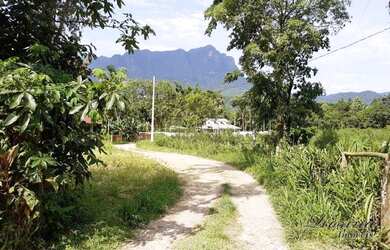 Imagem 11: Excelente Terreno medindo 382,13m² localizado no Porto de Cima por R$85...