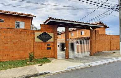 Imagem: A casa em condomínio possui 2 Dormitórios, 2 Banheiros, 2