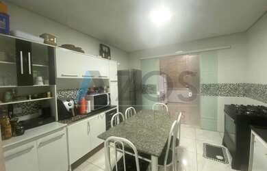 Imagem 5: EXCELENTE CASA COM 03 DORMITÓRIOS NO SANTA TEREZINHA EM COLOMBO POR R$...