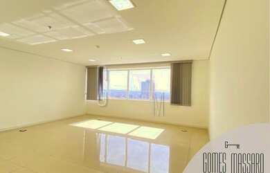 Imagem: O depósito possui 1 Vaga na garagem, 43m² de Área e está