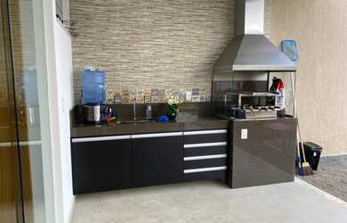 Imagem 13: Linda casa, 4 quartos, 2 su tes, piscina, 4 vagas, portaria 24 horas