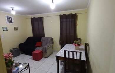 Imagem: O apartamento possui 3 Dormitórios, 1 Banheiro, 1 Vaga na garagem