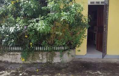 Imagem: A casa possui 1 Dormitório, 1 Banheiro e está localizado em