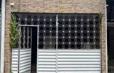 Imagem: A casa possui 2 Dormitórios, 1 Banheiro e está localizado