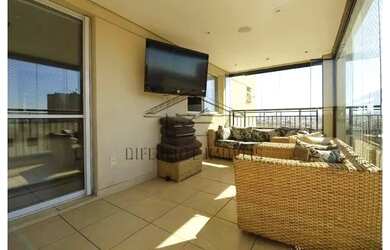 Imagem: O apartamento possui 3 Dormitórios, 5 Banheiros, 3 Vagas na