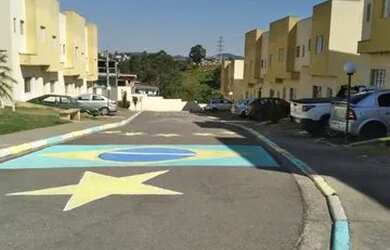 Imagem: A casa em condomínio possui 3 Dormitórios, 2 Banheiros, 2