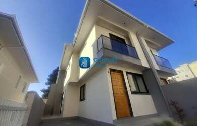 Imagem: A casa possui 2 Dormitórios, 2 Banheiros, 1 Vaga na garagem