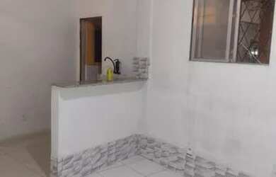 Imagem: A casa possui 1 Dormitório, 1 Banheiro e está localizado