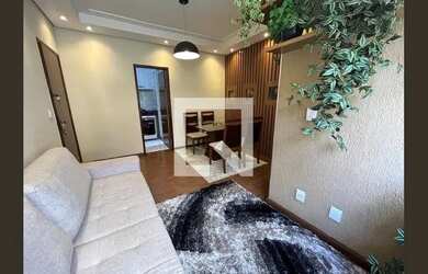 Imagem: O apartamento possui 3 Dormitórios, 1 Banheiro, 1 Vaga na garagem