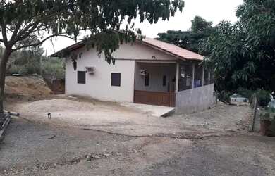 Imagem: A chácara possui 1.000m² de Área e está localizado em Desengano