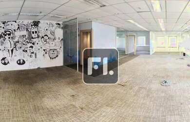 Imagem: O depósito possui 5 Vagas na garagem, 305m² de Área e está