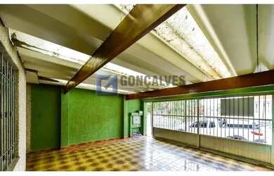 Imagem: A casa possui 3 Dormitórios, 3 Banheiros, 2 Vagas na garagem