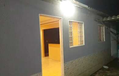 Imagem: A casa possui 1 Dormitório, 1 Banheiro, Imóvel novo e está
