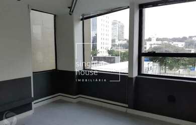 Imagem: O depósito possui 5 Vagas na garagem, 286m² de Área e está