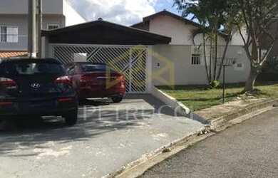 Imagem: A casa possui 3 Dormitórios, 3 Banheiros, 4 Vagas na garagem