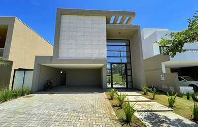 Imagem: A casa em condomínio possui 3 Dormitórios, 5 Banheiros, 4