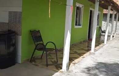 Imagem: O quarto e está localizado em São Felipe, BA para alugar por