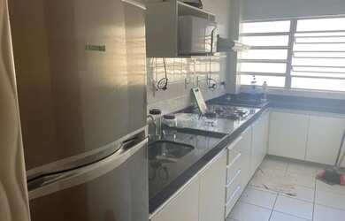 Imagem: O apartamento possui 2 Dormitórios, 1 Banheiro, 2 Vagas na